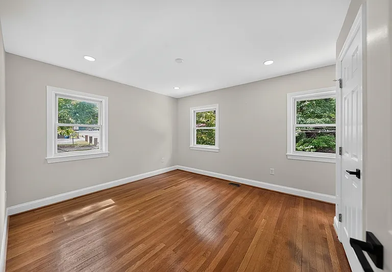1712 U St SE #1 — Photo 10