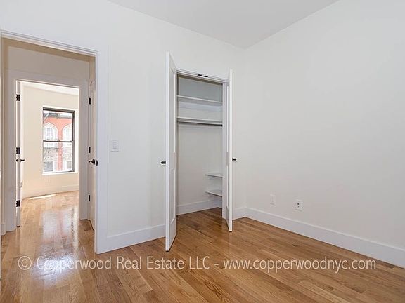 4th image of 315 E 84th St APT 10