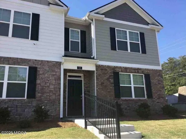 727 Aura Trl, Lawrenceville, GA 30045