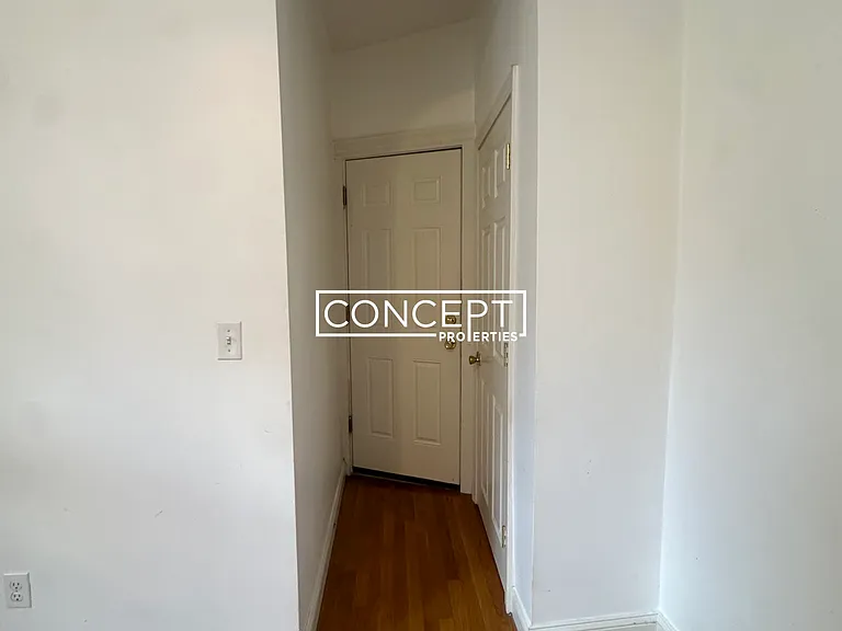 24 Phillips St #11 — Photo 4