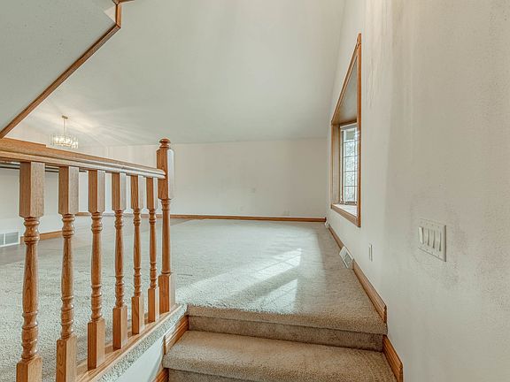 4th image of 5744 Lacy Rd