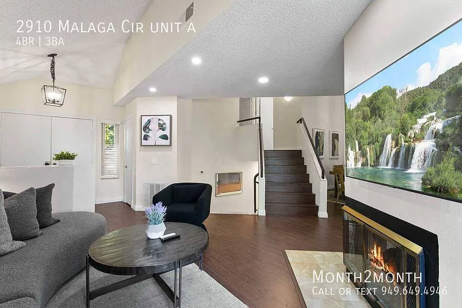 Elegant Oasis on Malaga Cir — Photo 3