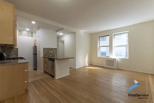 Rented by FirstService Realty (legacy) | media 27