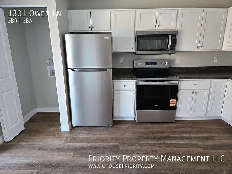 1301 Owen Ln — Photo 5