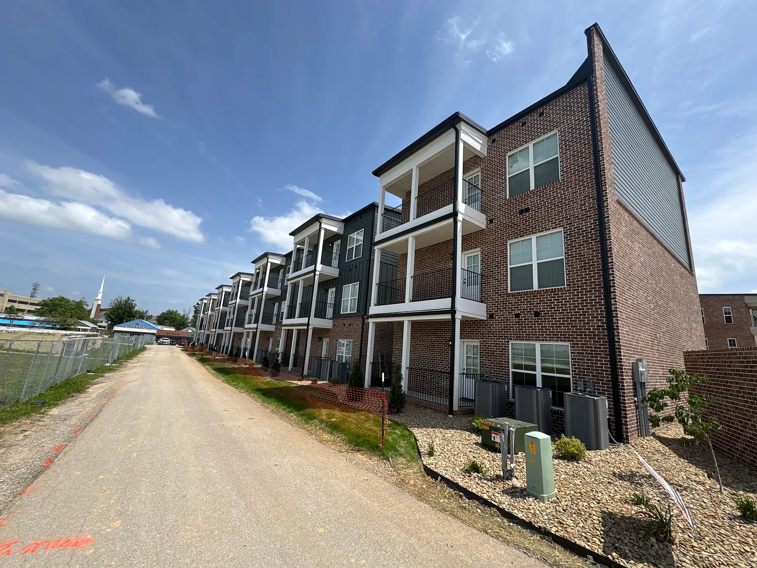 2 bed, 1350 sqft, $1,450 — Photo 1