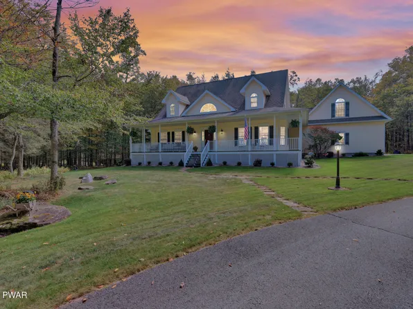 13 Highwood Ln, Equinunk, PA 18417