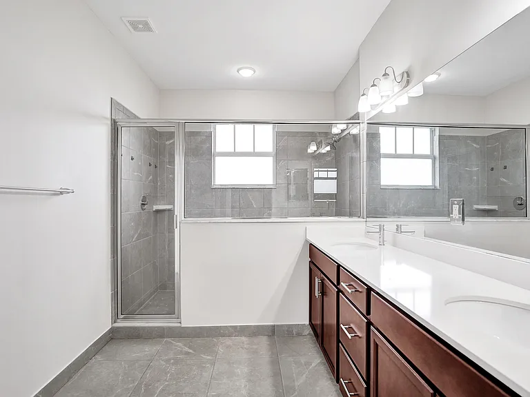 4926 NW 48th Ter #4926 — Photo 3