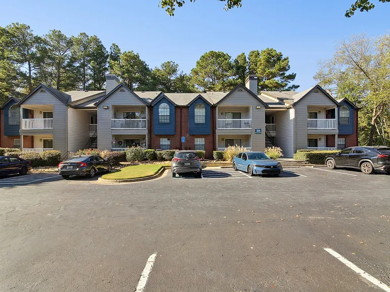 Woodmere Trace — Photo 39