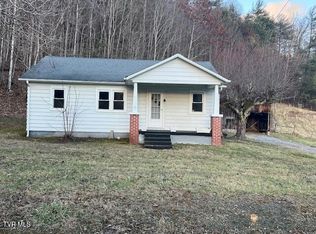 346 Berry Branch Rd, Mountain City, TN 37683