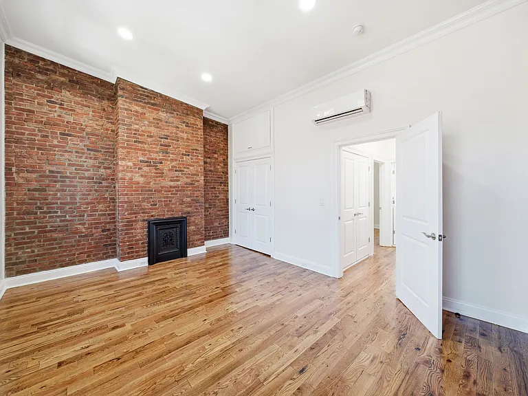 37 Astor Pl #2 — Photo 10