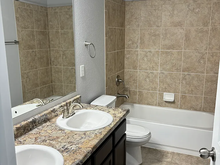 8405 Needle Drop Ct — Photo 15