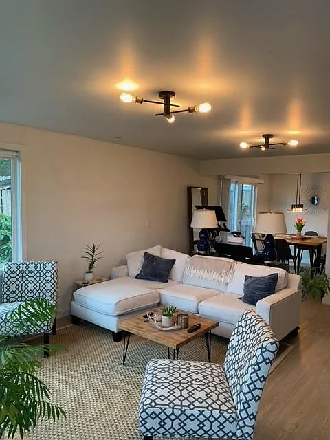2 bed, 1200 sqft, $3,200 — Photo 3