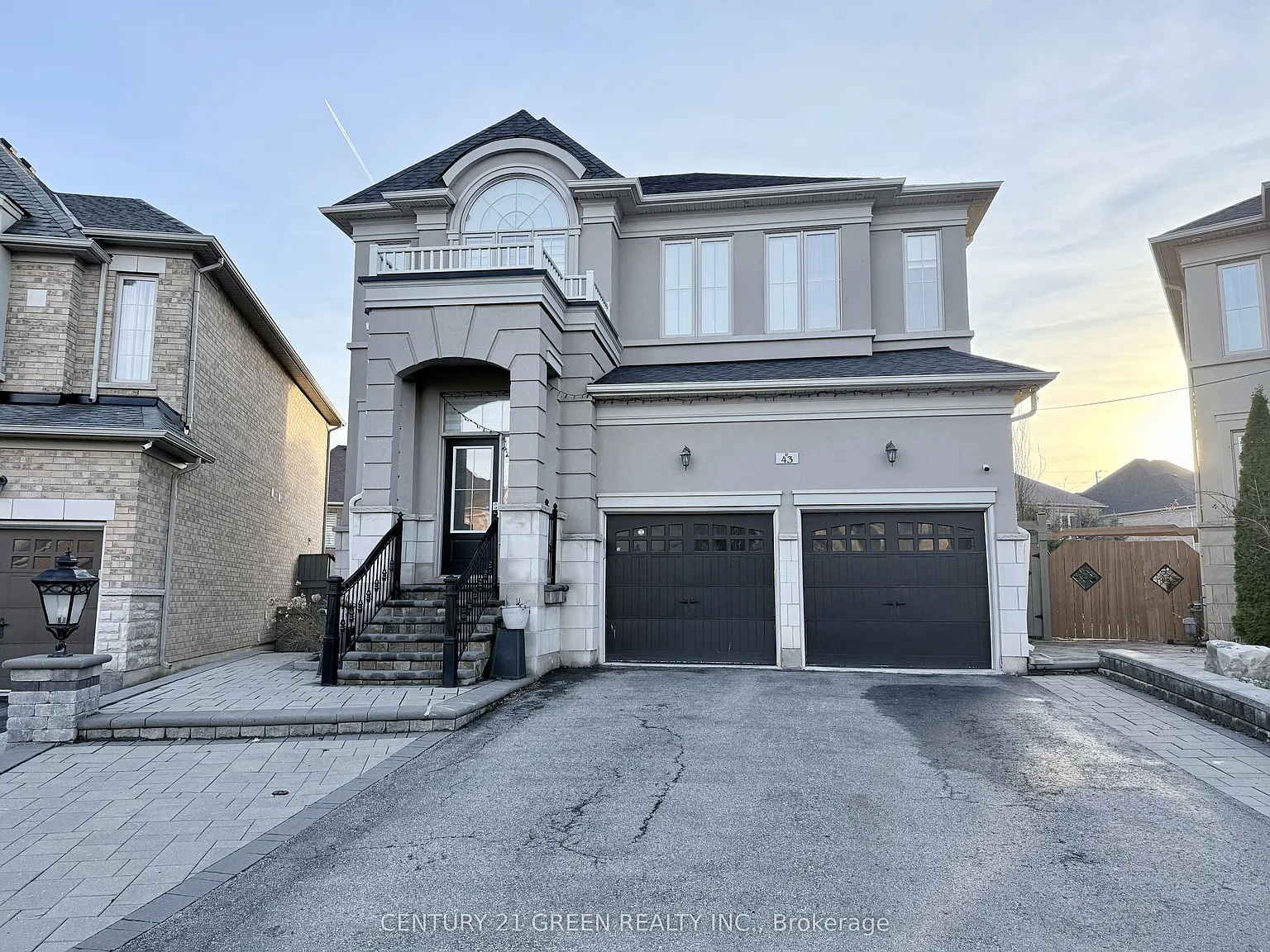 4 bed, $3,900 — Photo 2