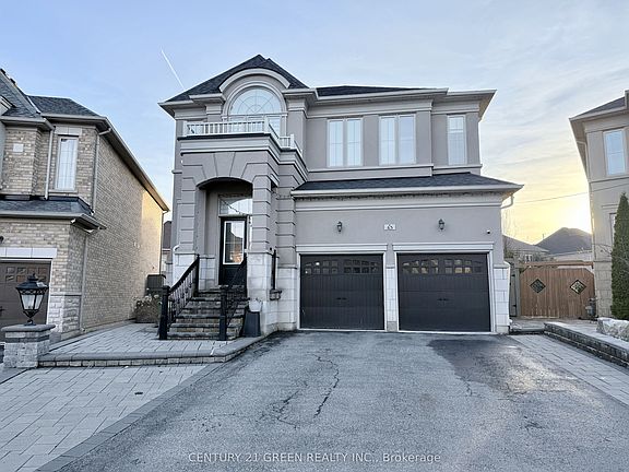 2nd image of 43 Black Diamond Cres