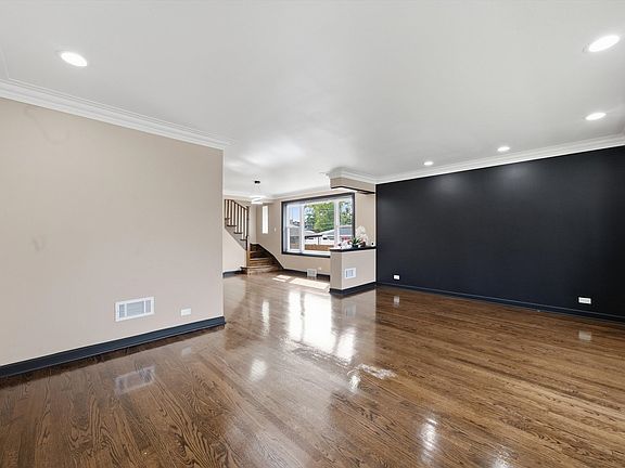 3rd image of 8445 S Wolcott Ave