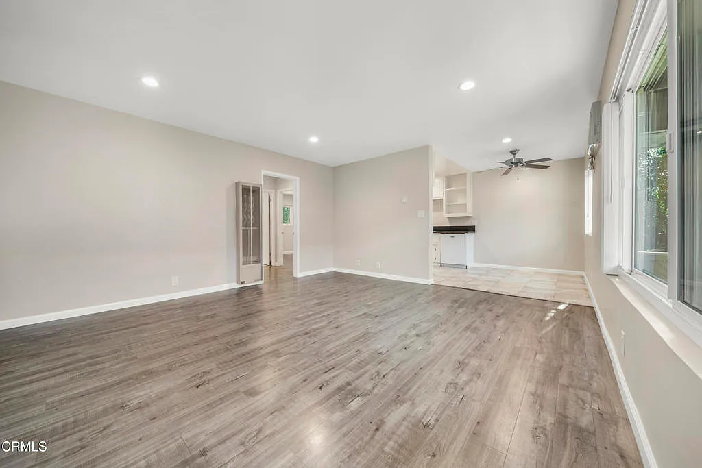 1 bed, 1.0 bath, 850 sqft, $2,495 — Photo 2