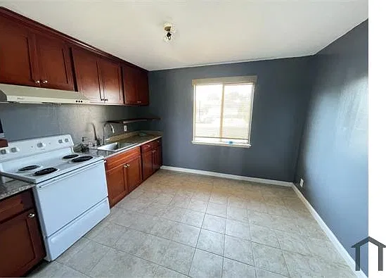 2 bed, 800 sqft, $2,250 — Photo 1