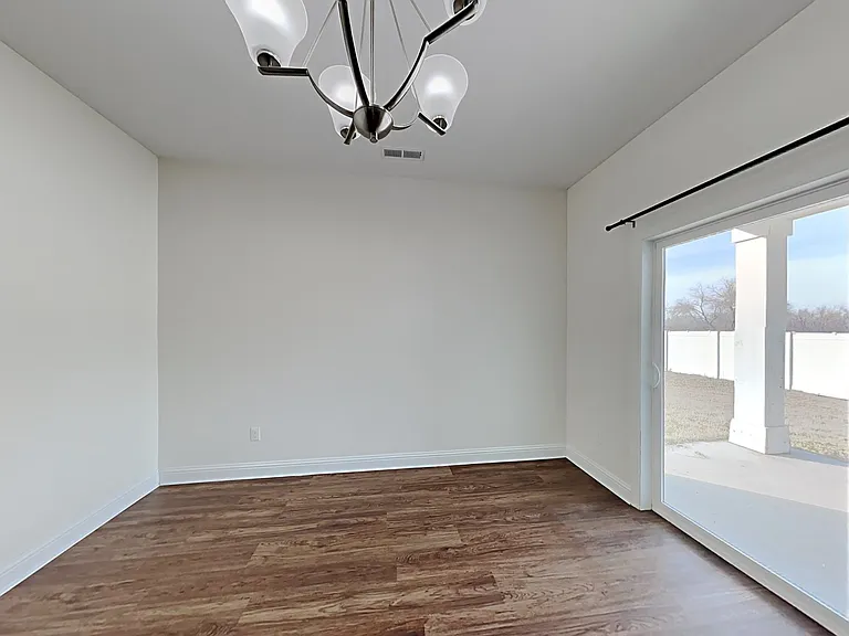 63 S Lancaster Dr — Photo 4