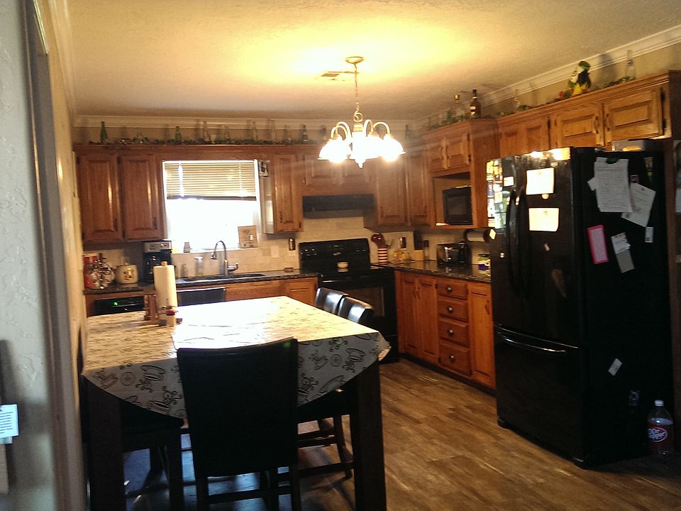 2nd image of 141 Thurman Dr