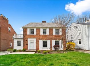 3654 Traver Rd, Shaker Heights, OH 44122