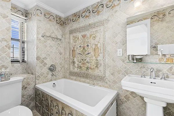 Sold by Corcoran | media 19