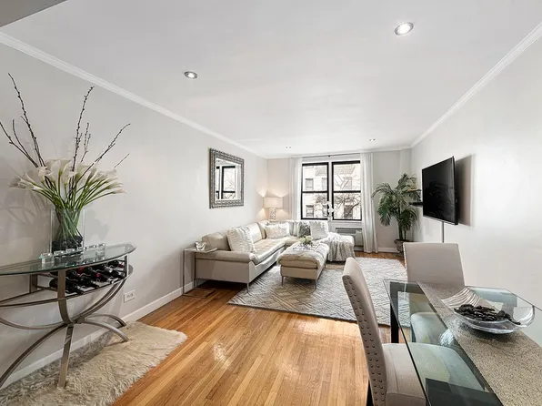 330 E 70th St APT 2H, New York, NY 10021