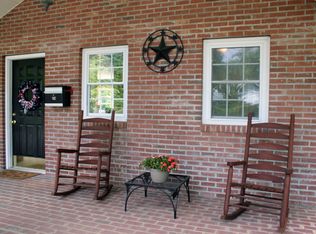 102 Orange Ln, Oak Ridge, TN 37830