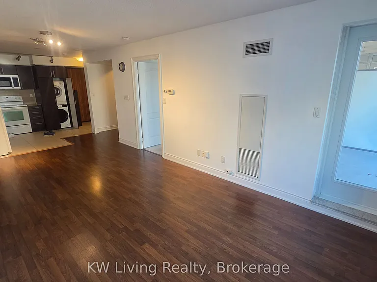 60 S Town Centre Blvd #309 — Photo 2