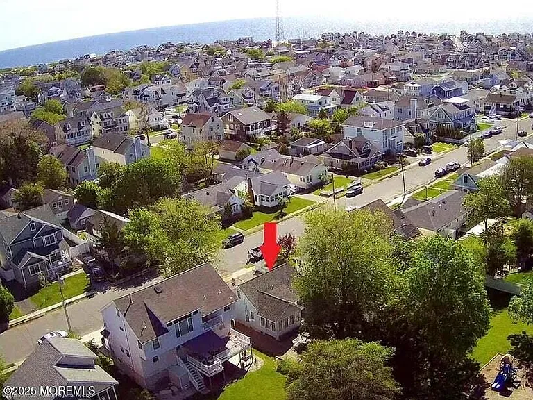 429 Euclid Ave — Photo 12