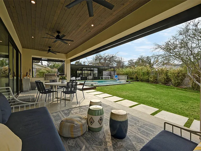 308 Briarwood Trl — Photo 6