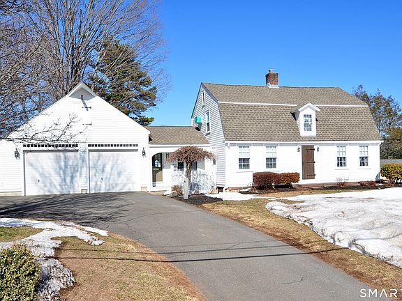 2nd image of 537 Center Street