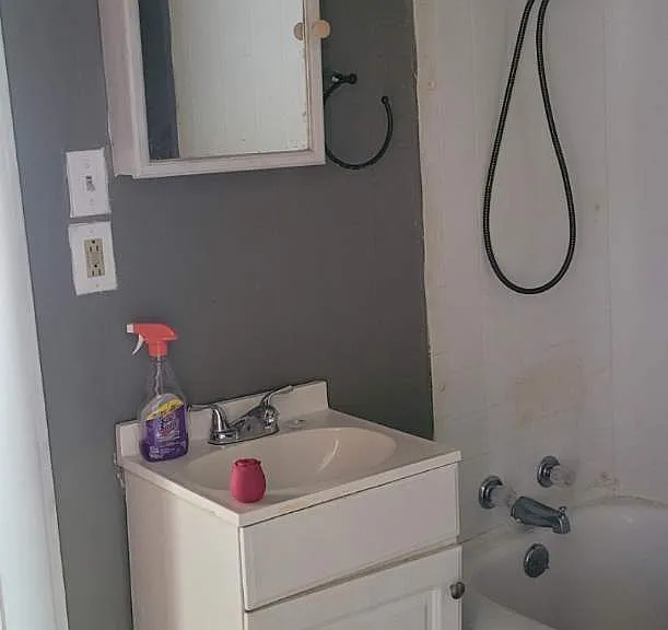 2504 Herbert St — Photo 7