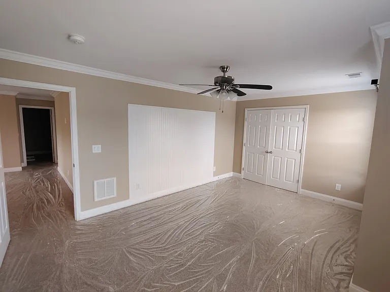 5001 Laughing Brook Ln — Photo 17