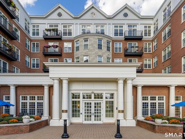 85 Memorial Rd APT 205