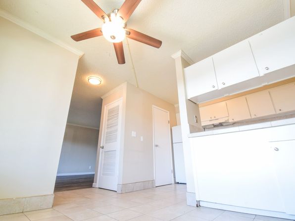 3560 SW Vista Dr #21