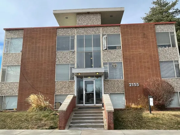 Great Location walking distance to DU campus