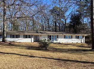 1501 Briarwood Cir, Columbus, MS 39705