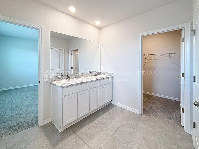 18002 Canopy Pl — Photo 26