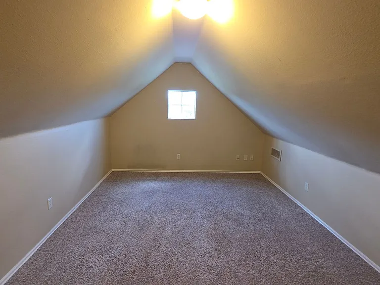 20254 E 32nd St S — Photo 11