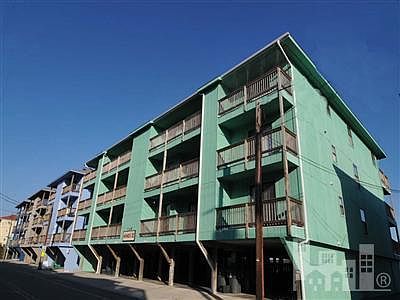1st image of 508 N Carolina Beach Avenue #3D