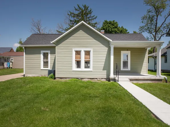 402 E 3rd St, Brookston, IN 47923