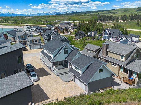4th image of 406 Cottageclub Cv