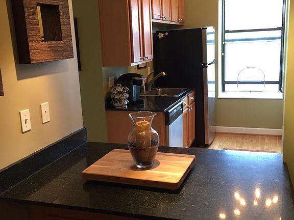 5th image of 5653 Waterman Blvd #2nd