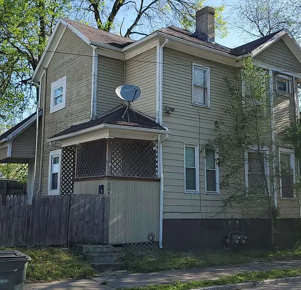 809-811 Herman Ave — Photo 1