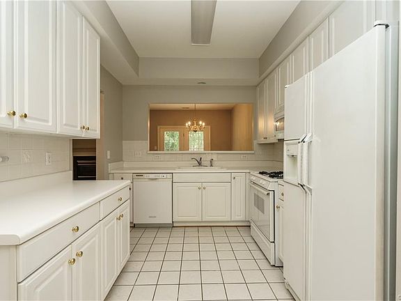 3rd image of 12428 Morgans Glen Cir