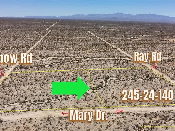245-24-140 Ray Road, Yucca, AZ 86438