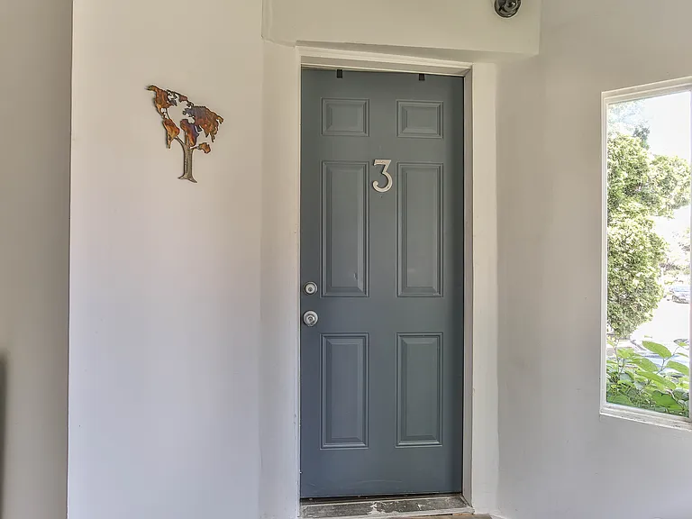 54 Elizabeth St — Photo 8