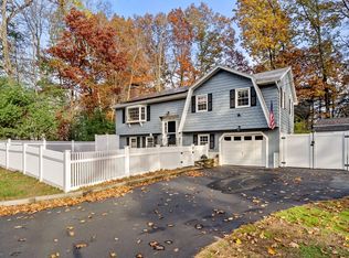 91 Quincy Rd, Tewksbury, MA 01876