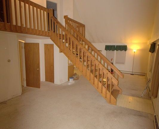 4th image of 12087 Edgeview Ave