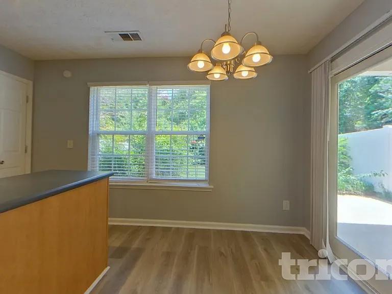 5330 Mountain Top Pl — Photo 4